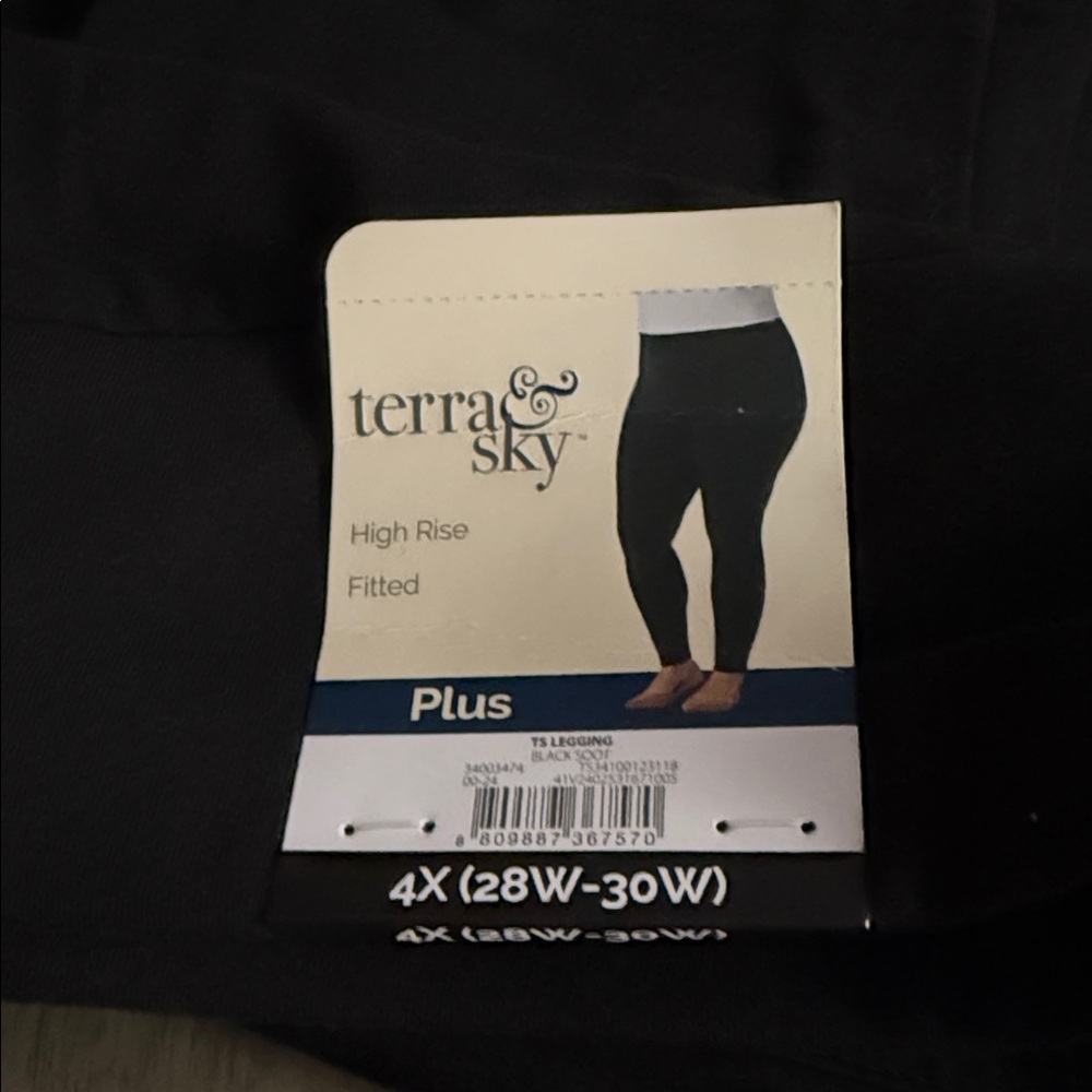 Terra & Sky Black Plus Size Leggings